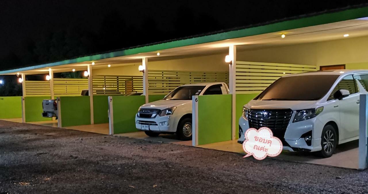 Hi Tech Resort Kabin Buri Exterior photo